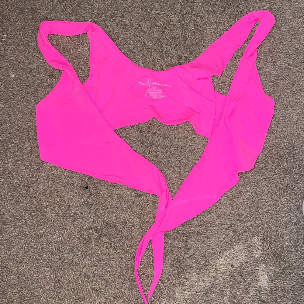 437 swimwear Kenzie top in color vice size large